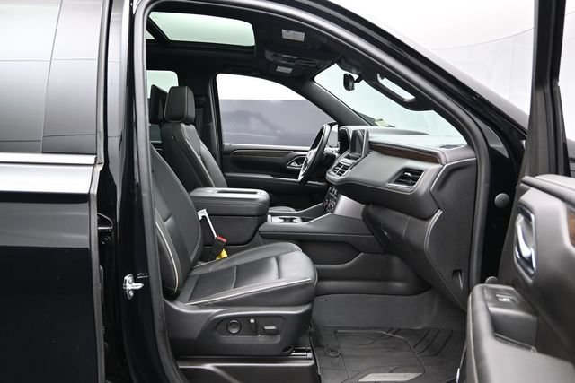 Used 2023 Chevrolet Tahoe Premier w/ Advanced Technology Package AWD/4WD image 27