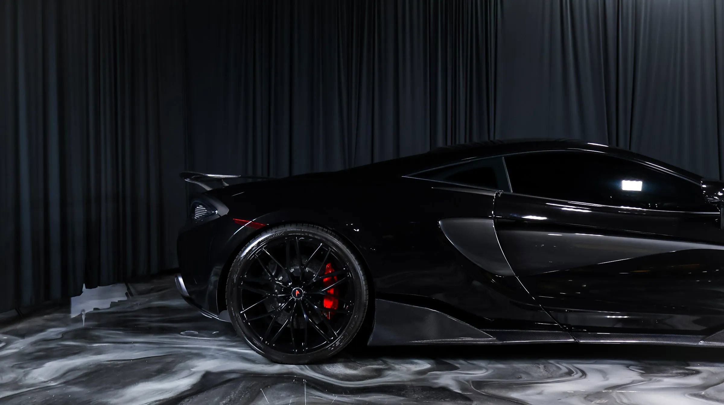 Used 2017 McLaren 570S Coupe RWD image 5