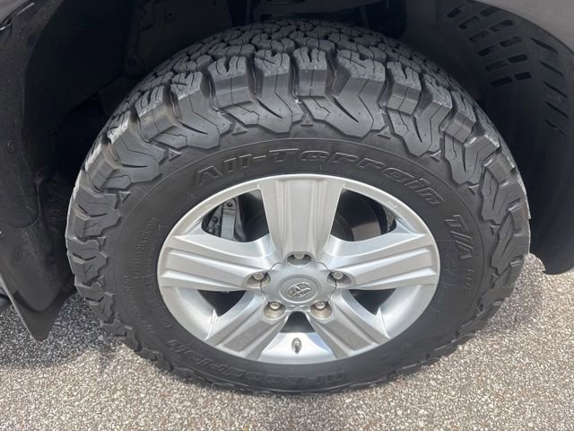 Used 2010 Toyota Land Cruiser AWD/4WD image 14