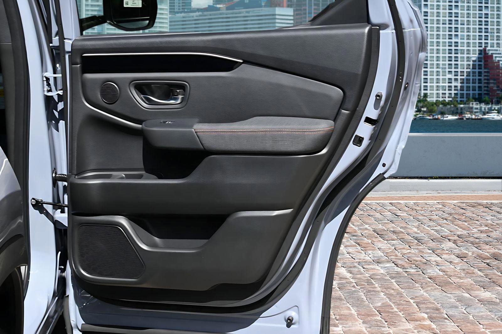 New 2026 Honda Pilot Sport image 14