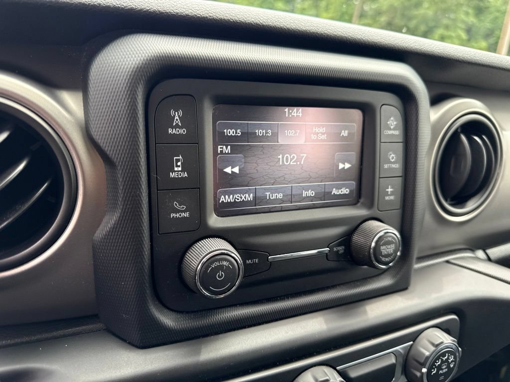 Used 2019 Jeep Wrangler Sport AWD/4WD image 21