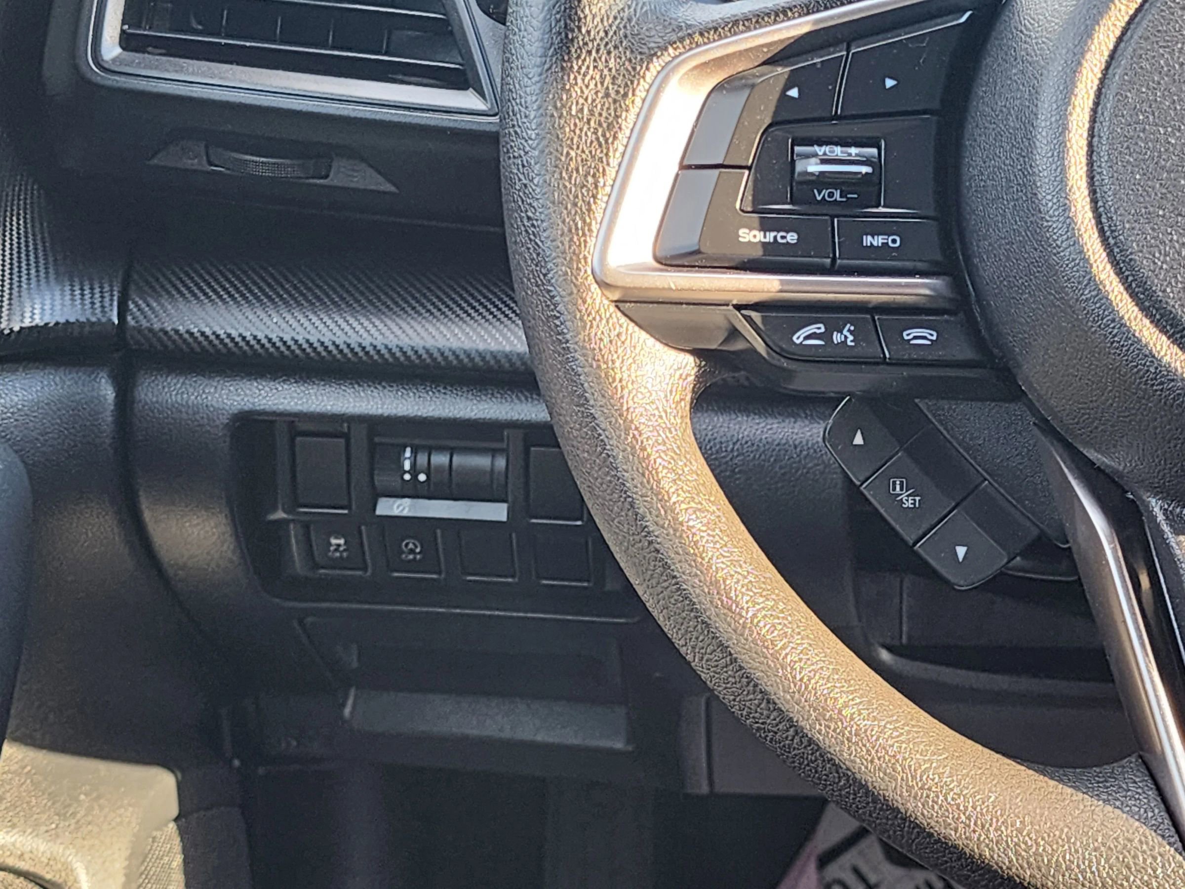 Used 2023 Subaru Crosstrek 2.0i image 11