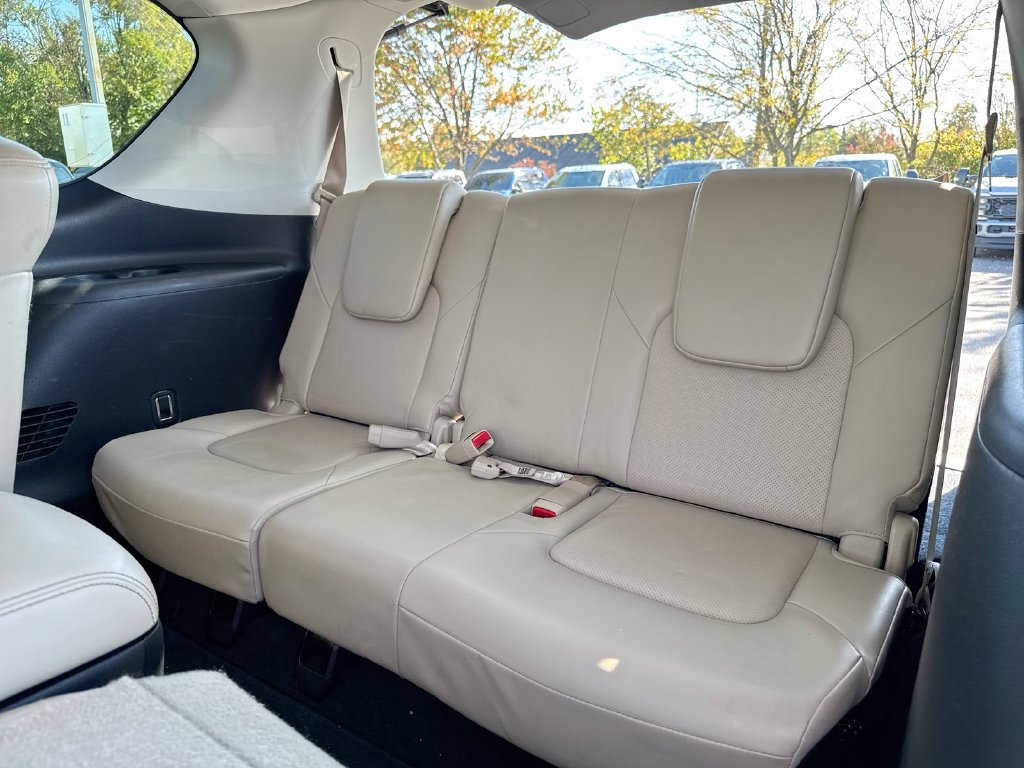 Used 2021 Nissan Armada SL w/ Captain's Chairs Package RWD image 25
