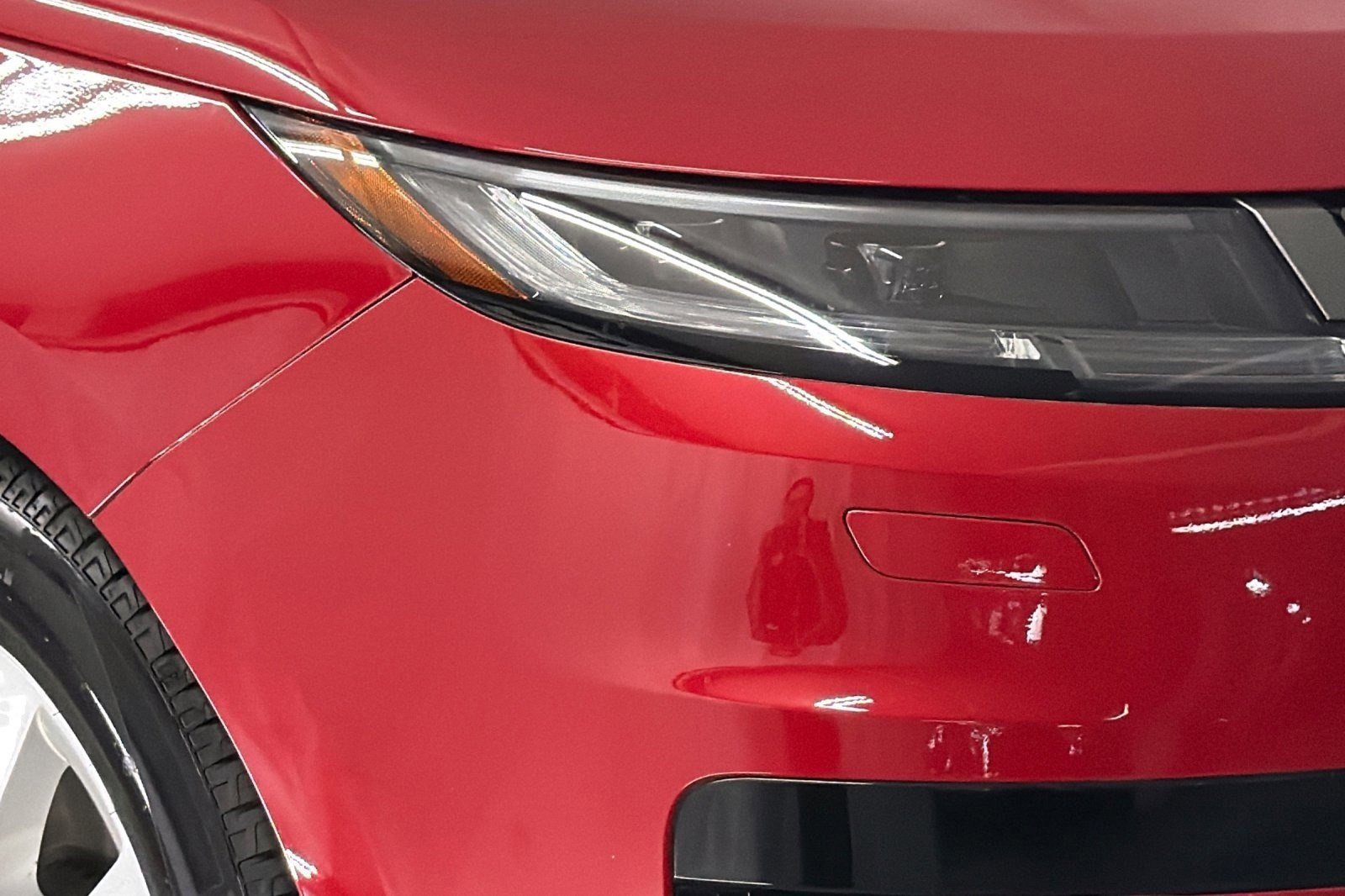 Used 2025 Land Rover Range Rover Sport SE image 10