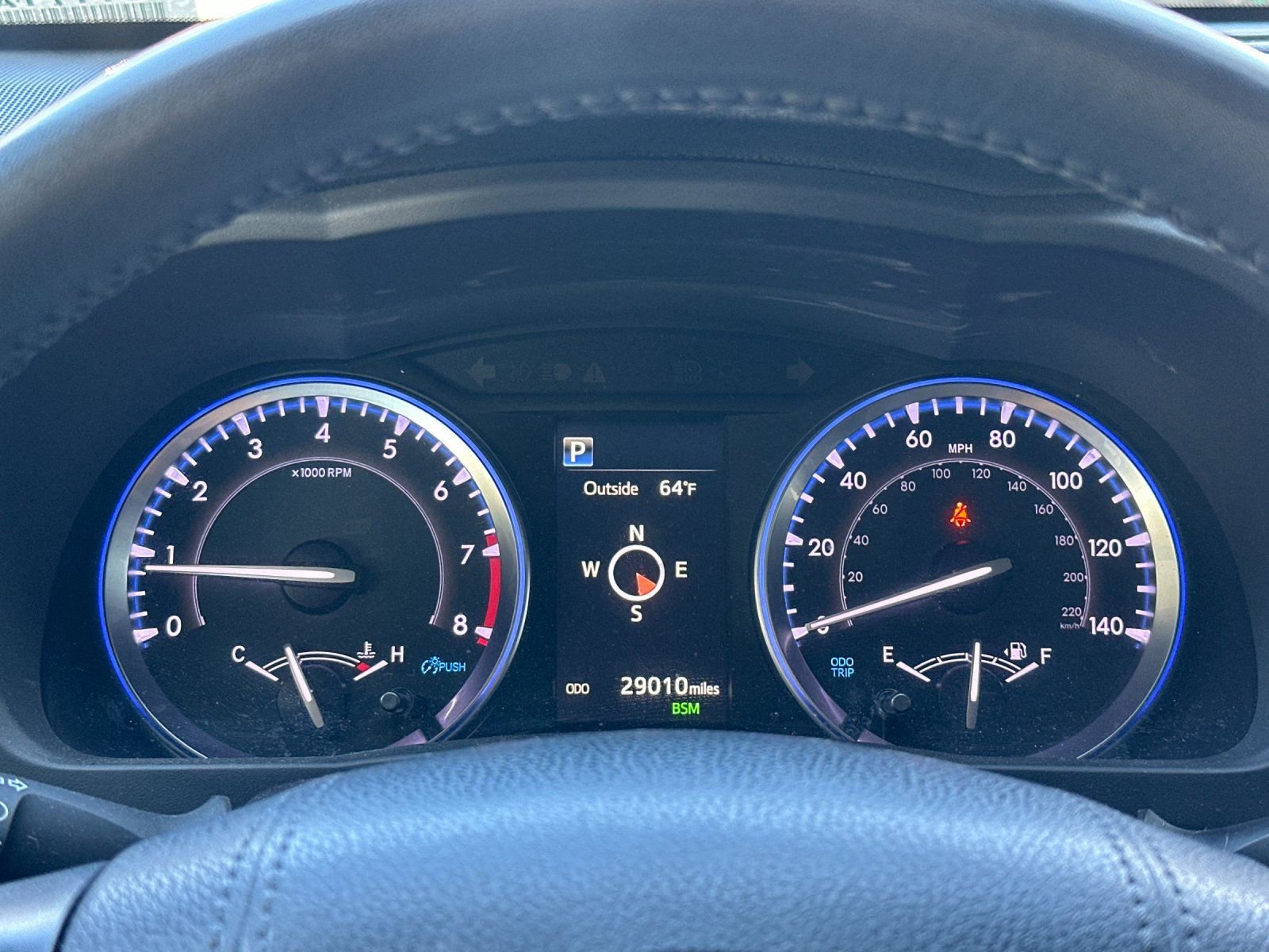 Used 2019 Toyota Highlander SE FWD image 23