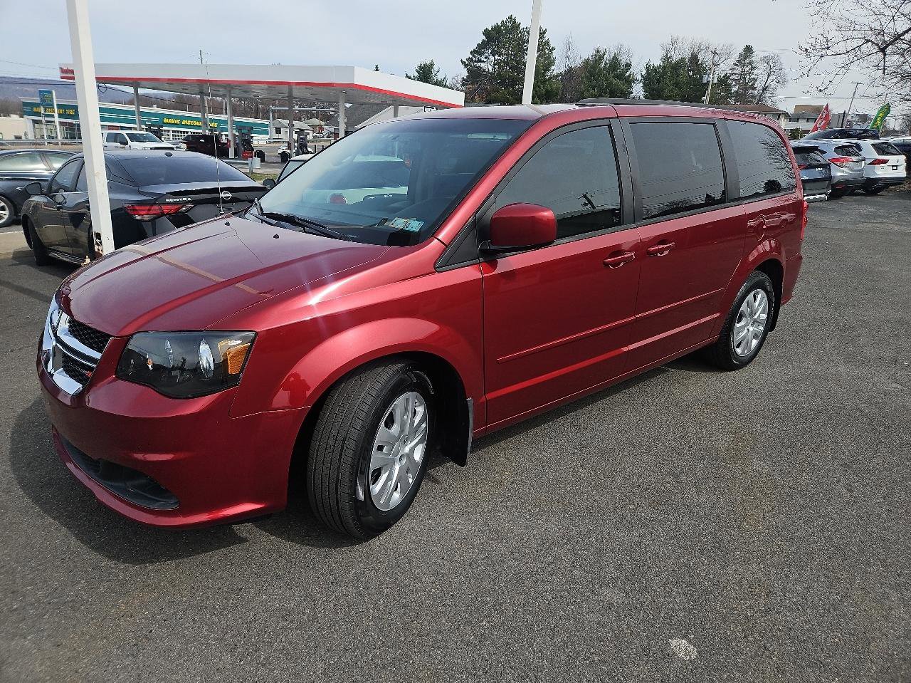 Used 2014 Dodge Grand Caravan SXT image 7