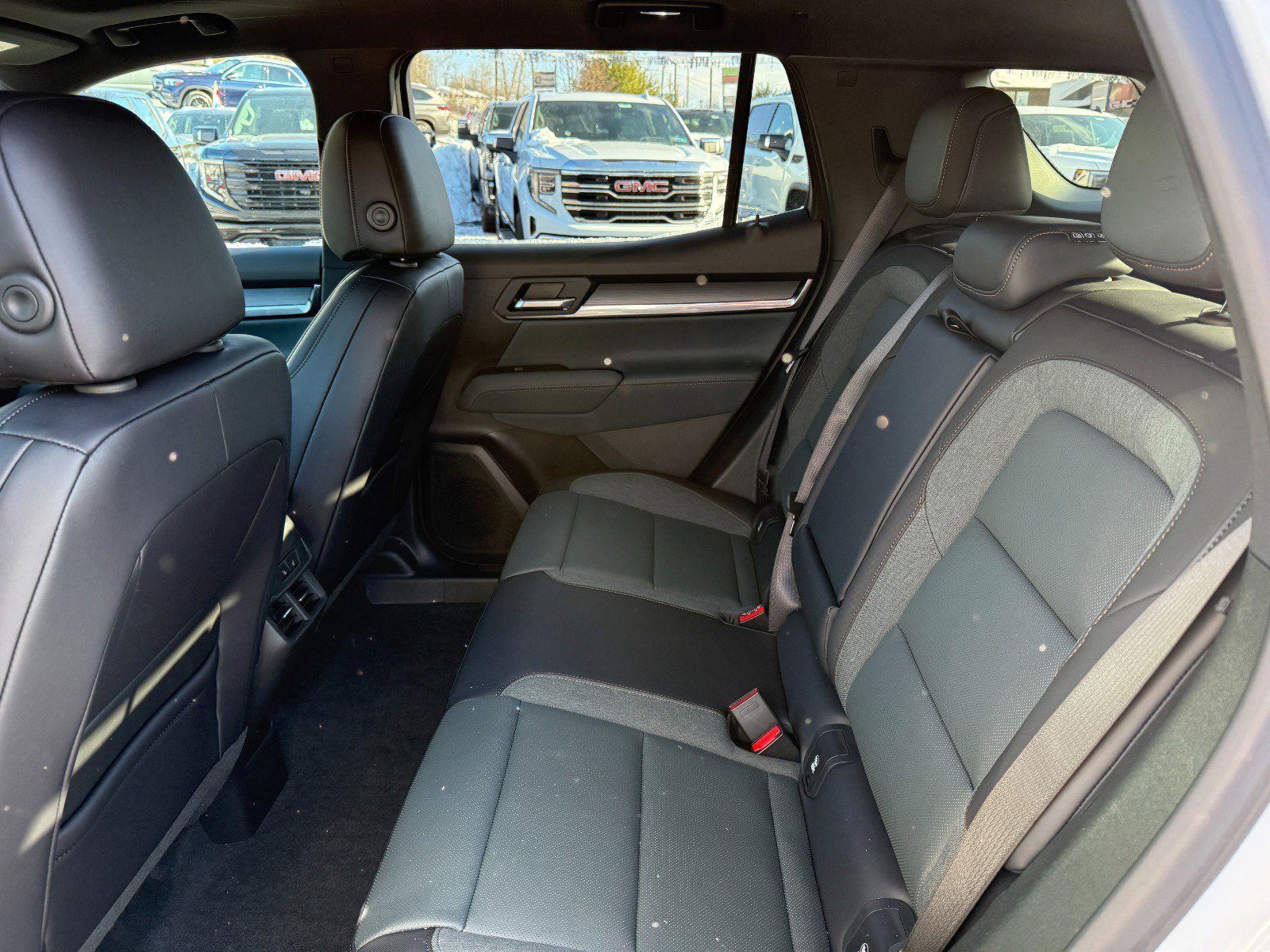 New 2026 GMC Terrain AT4 w/ Convenience Package III image 17
