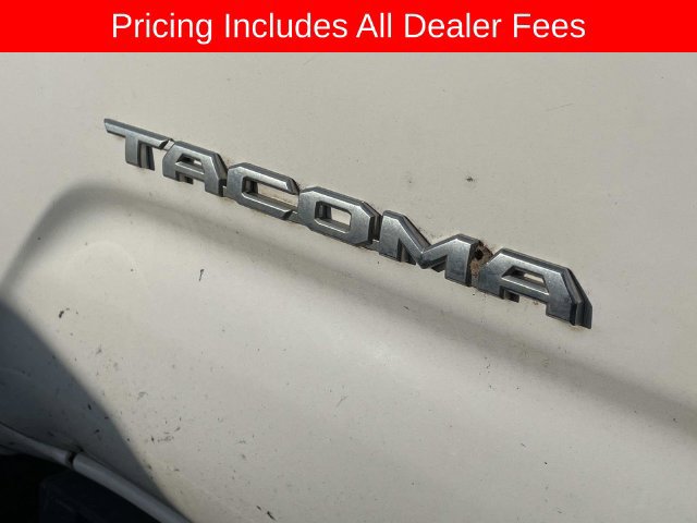 Used 2020 Toyota Tacoma TRD Sport w/ Technology Package AWD/4WD image 3