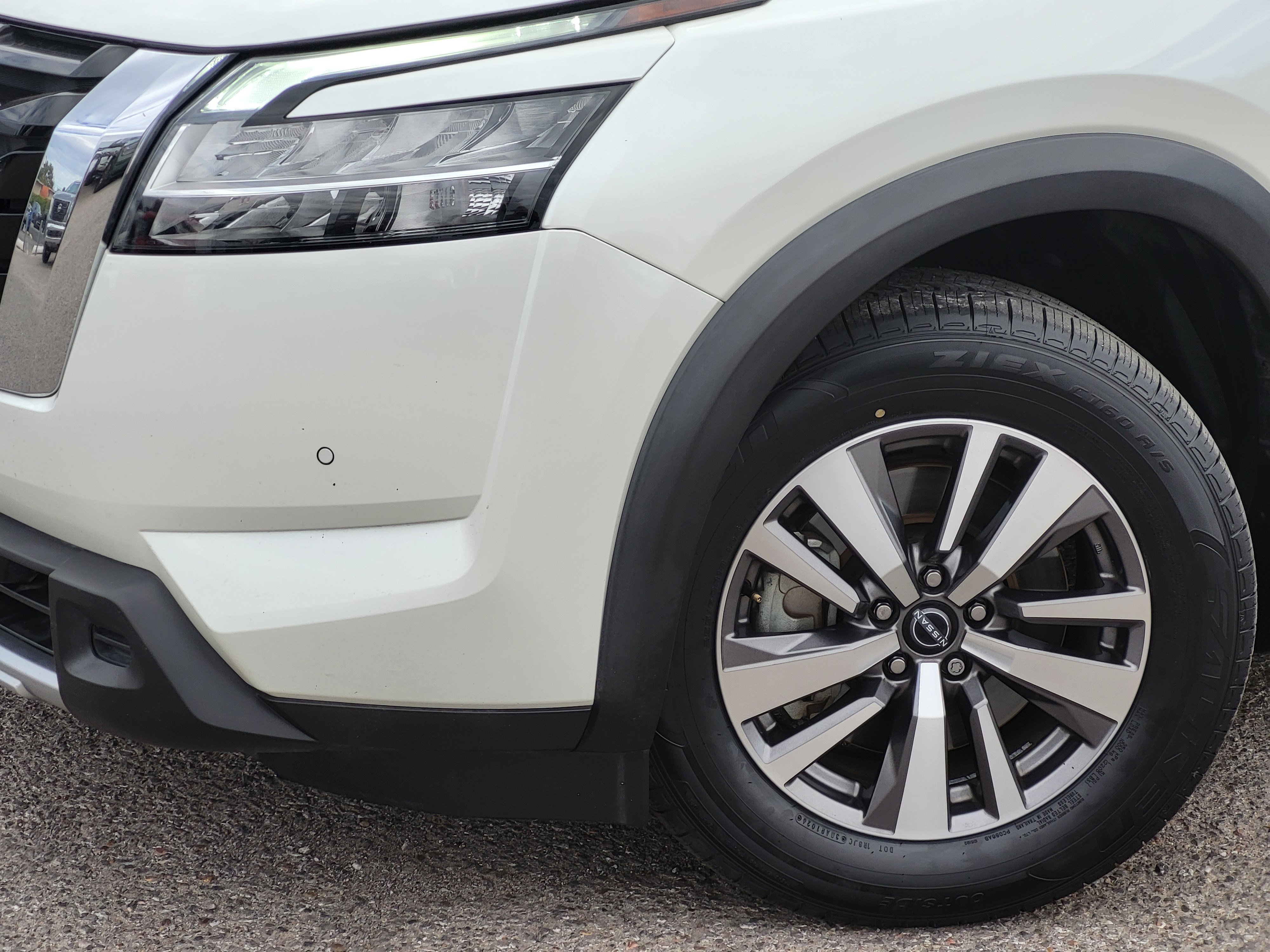 Certified 2023 Nissan Pathfinder SL AWD/4WD image 7