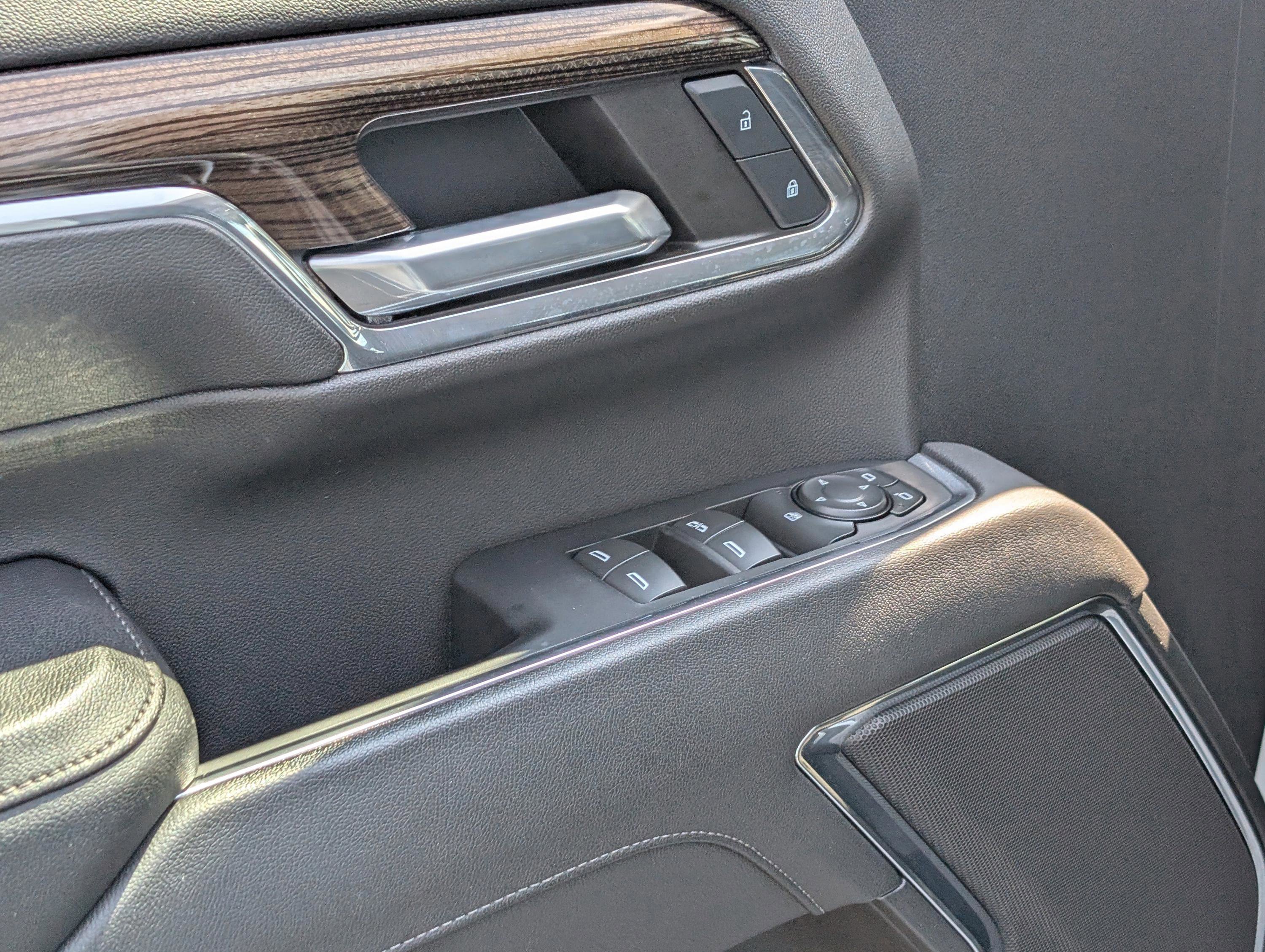 Used 2024 Chevrolet Silverado 2500 LT w/ Convenience Package image 16