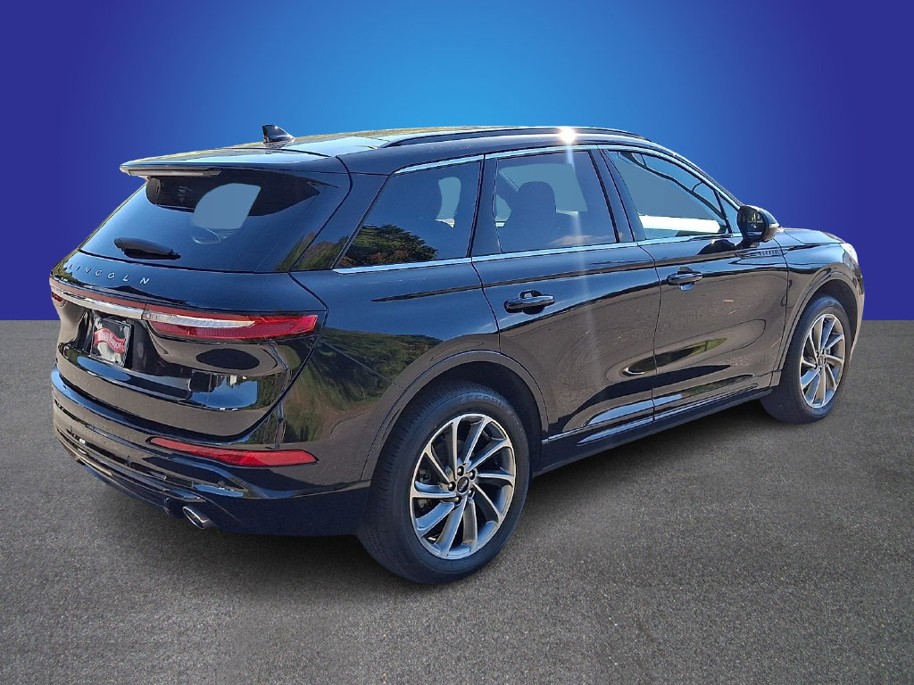 Used 2025 Lincoln Corsair Grand Touring w/ Equipment Group 301A AWD/4WD image 4