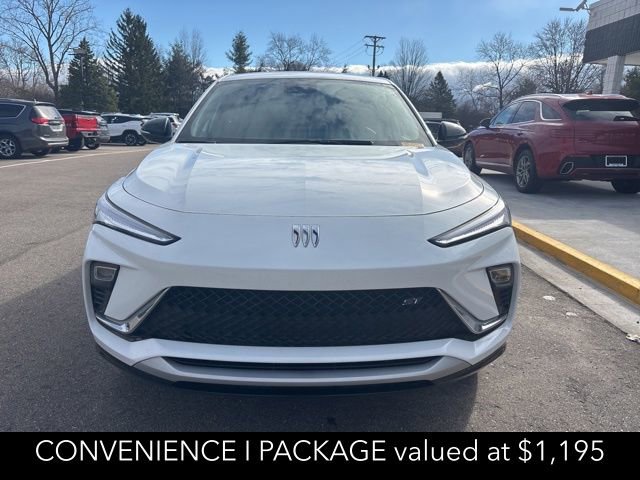 Used 2024 Buick Envista Sport Touring w/ Convenience I Package image 3