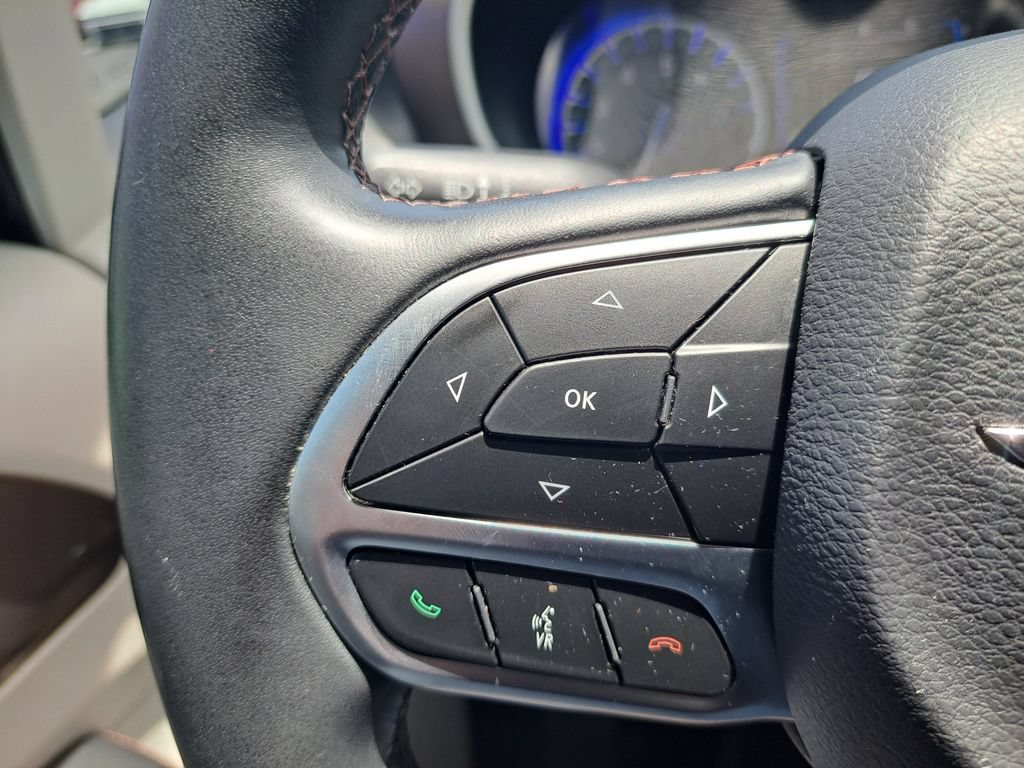 Used 2017 Chrysler Pacifica Touring-L FWD image 20