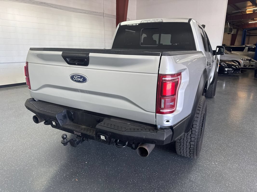 Used 2017 Ford F150 Raptor w/ Equipment Group 802A Luxury AWD/4WD image 4