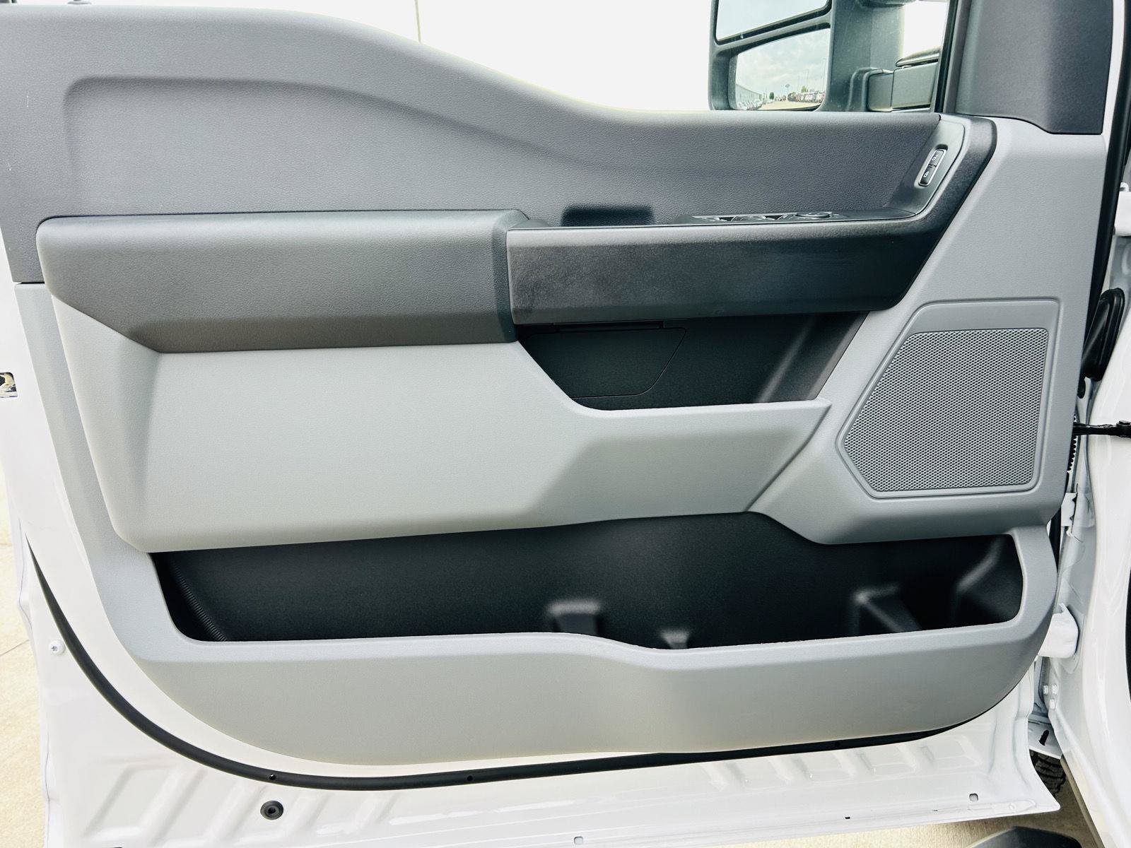 New 2026 Ford F350 XL AWD/4WD image 7