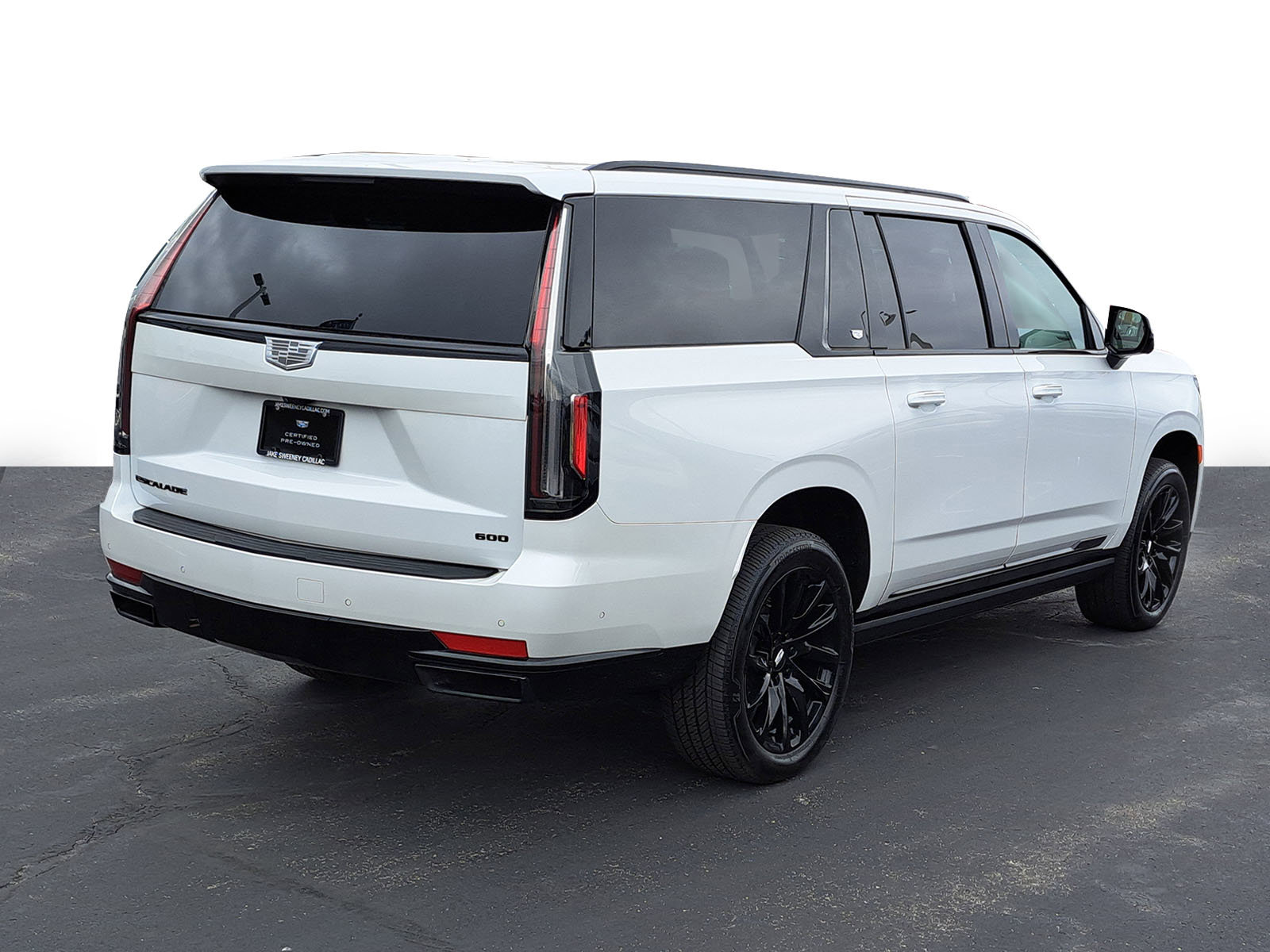 Used 2024 Cadillac Escalade ESV Sport Platinum w/ LPO, ONYX Package image 8