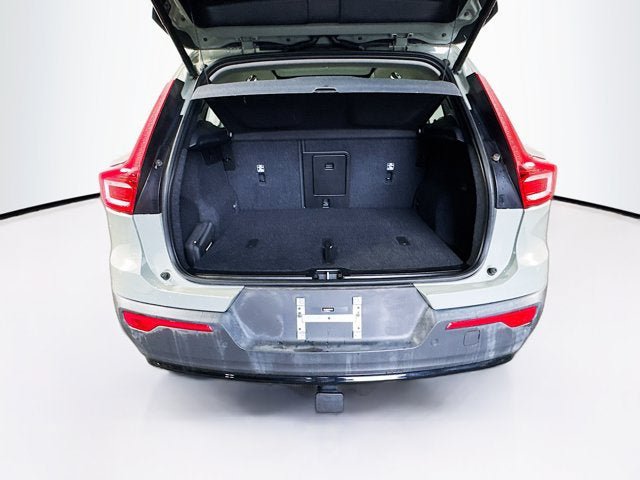 Used 2023 Volvo XC40 B5 Plus w/ Driver Assist Package AWD/4WD image 23