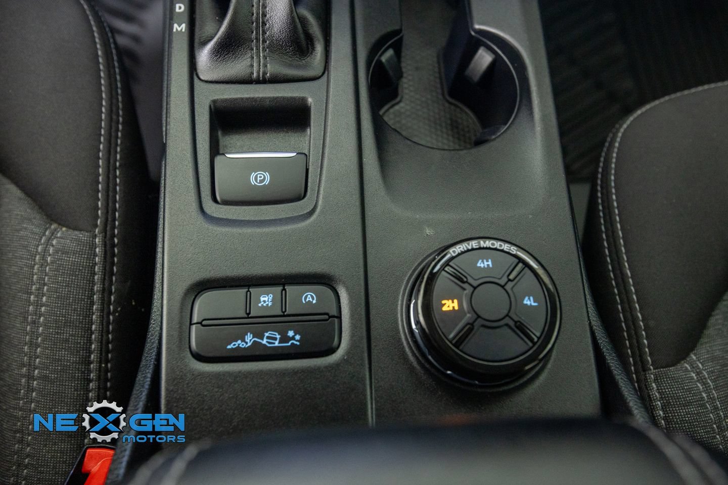 Used 2025 Ford Ranger XLT w/ Equipment Group 301A High AWD/4WD image 24