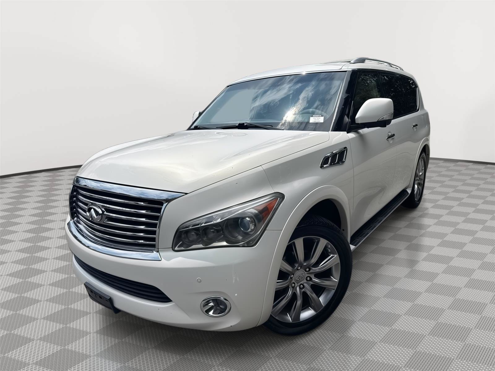 Used 2012 INFINITI QX56 4WD w/ Theater Pkg video 2