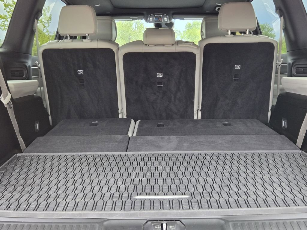 Used 2025 Jeep Wagoneer Series II AWD/4WD image 21