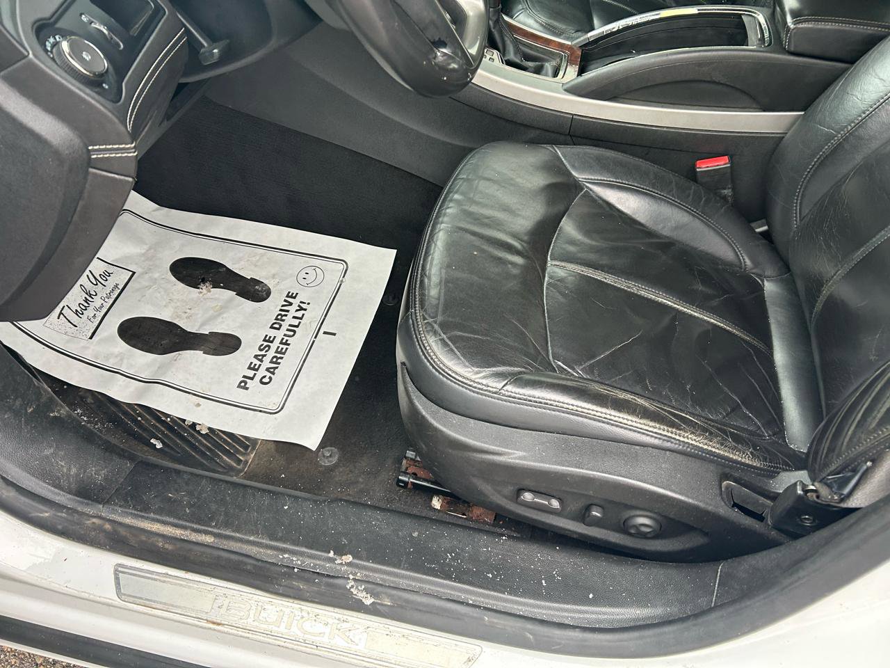 Used 2011 Buick LaCrosse CXL image 10