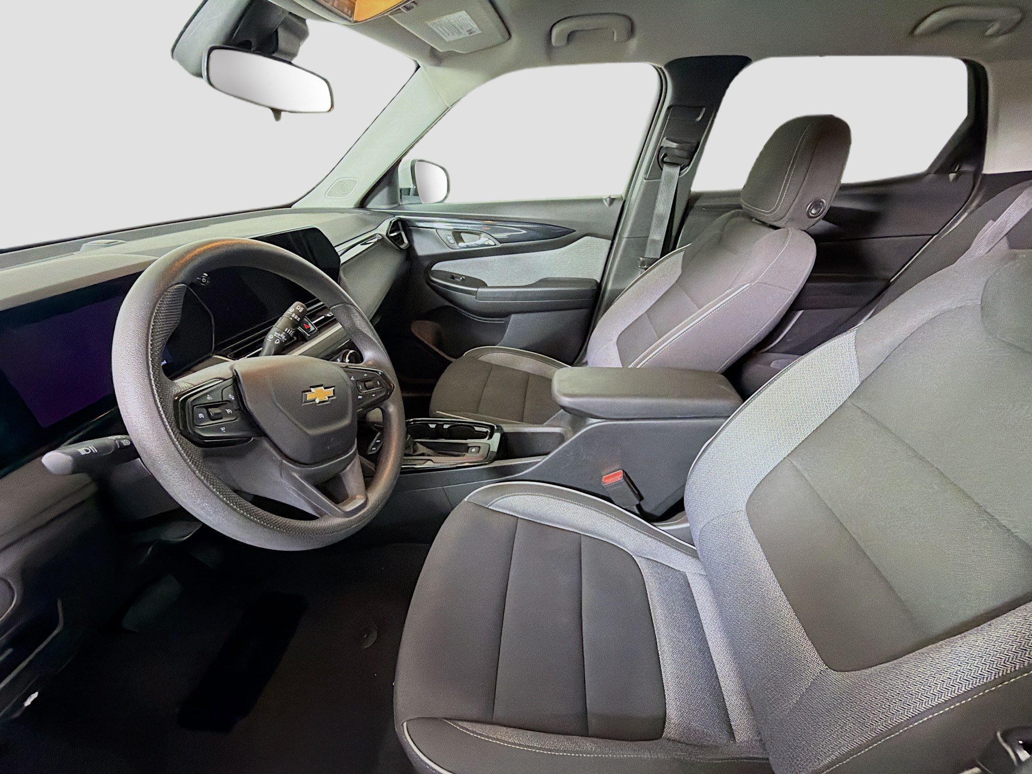 Used 2024 Chevrolet TrailBlazer LT FWD image 13