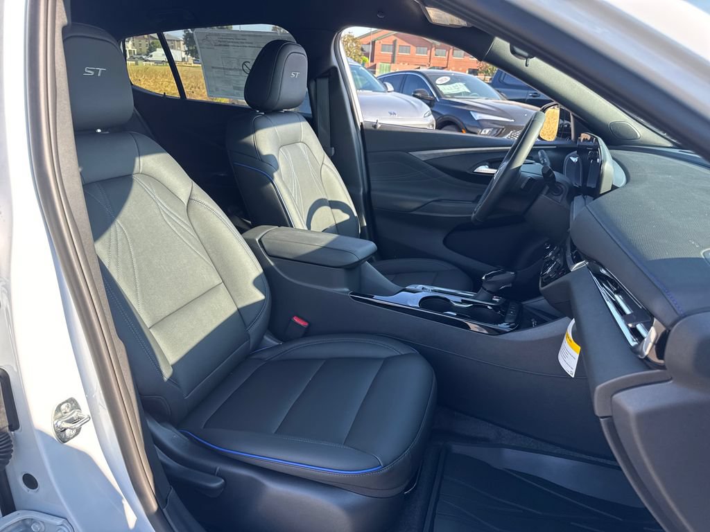 New 2026 Buick Envista Sport Touring w/ Convenience I Package FWD image 11