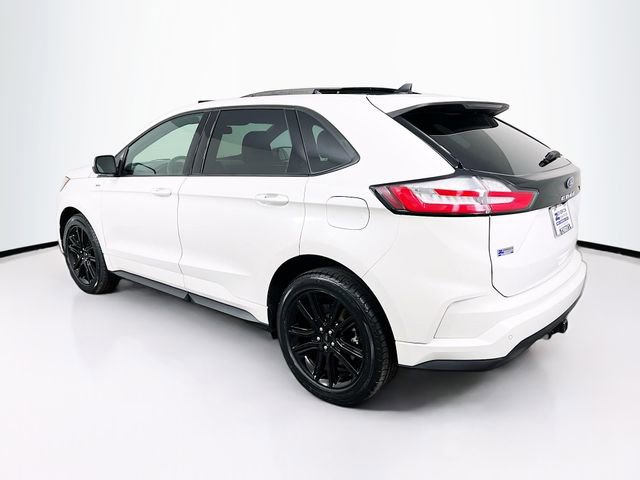 Used 2022 Ford Edge ST-Line w/ Class II Trailer Tow Package image 5
