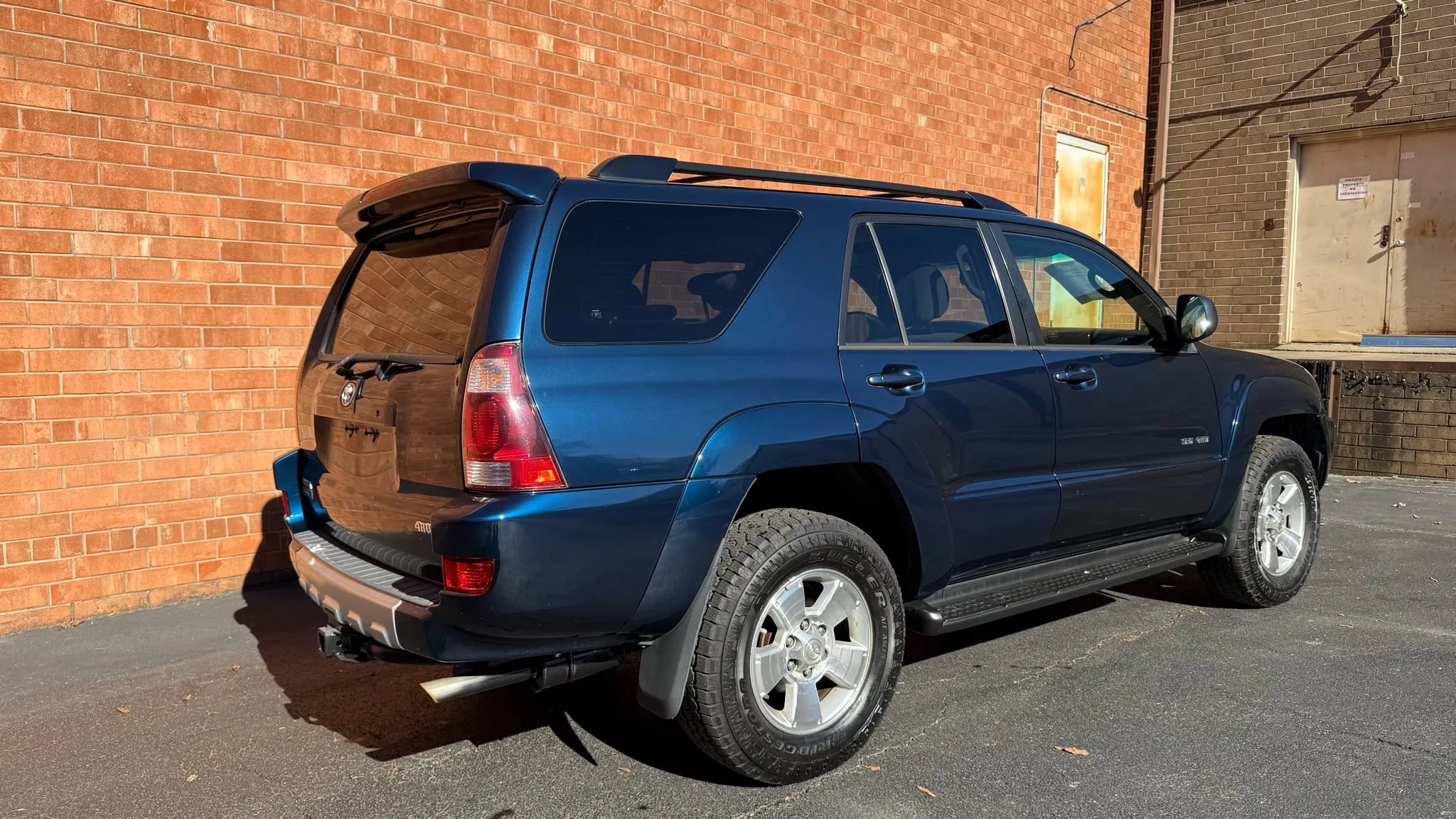 Used 2004 Toyota 4Runner SR5 image 8