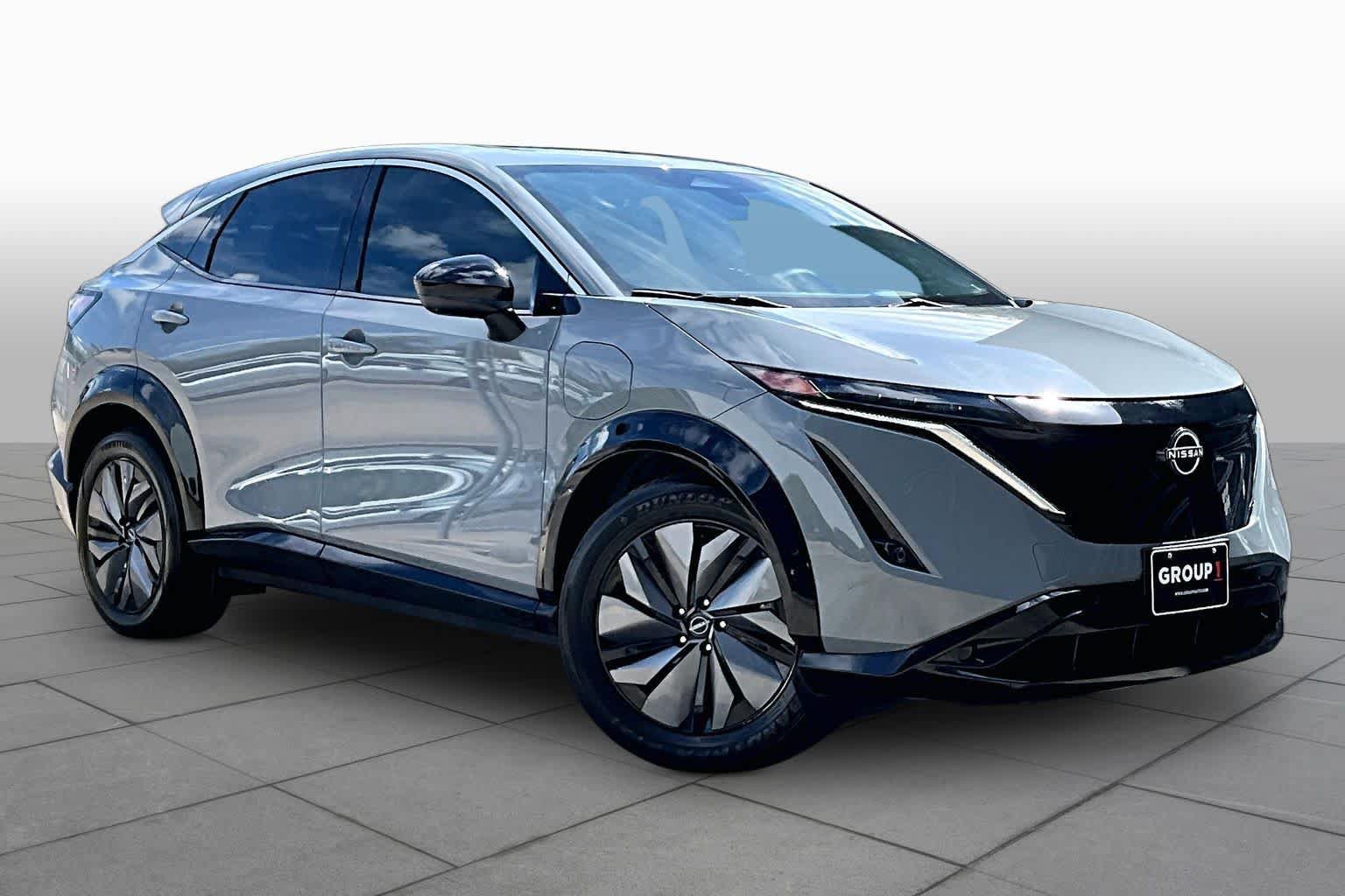 Used 2025 Nissan Ariya FWD image 2