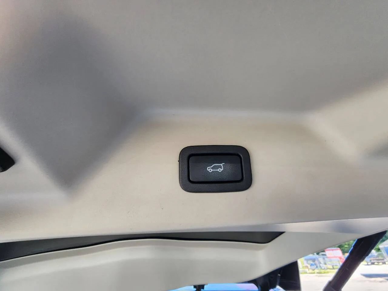 Used 2019 Land Rover Range Rover Supercharged AWD/4WD image 16
