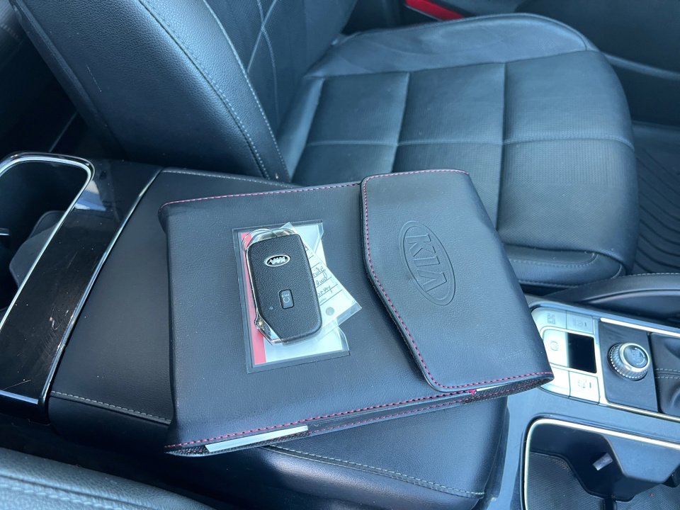 Used 2021 Kia Telluride EX w/ EX Premium Package image 37