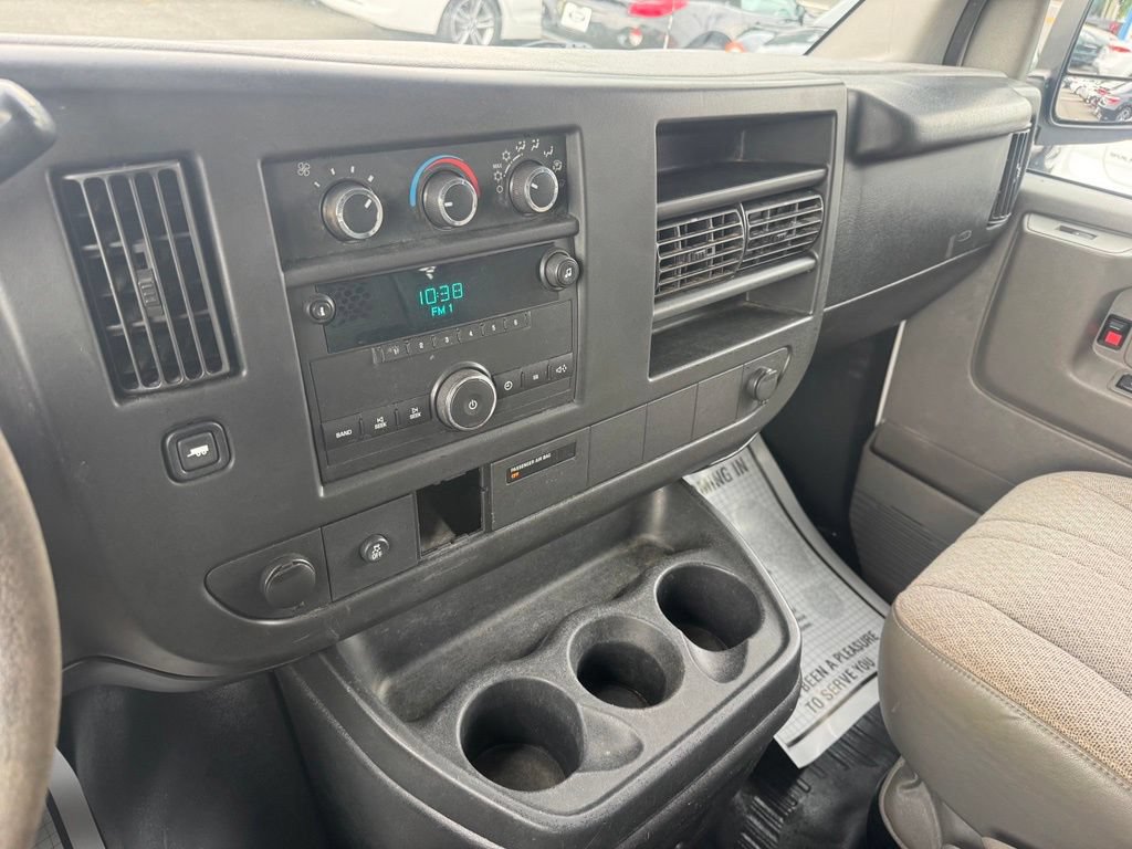 Used 2014 Chevrolet Express 1500 AWD image 19