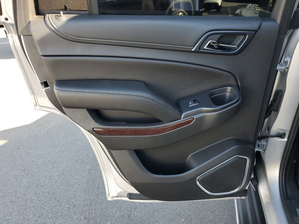 Used 2017 GMC Yukon SLT w/ Open Road Package image 19