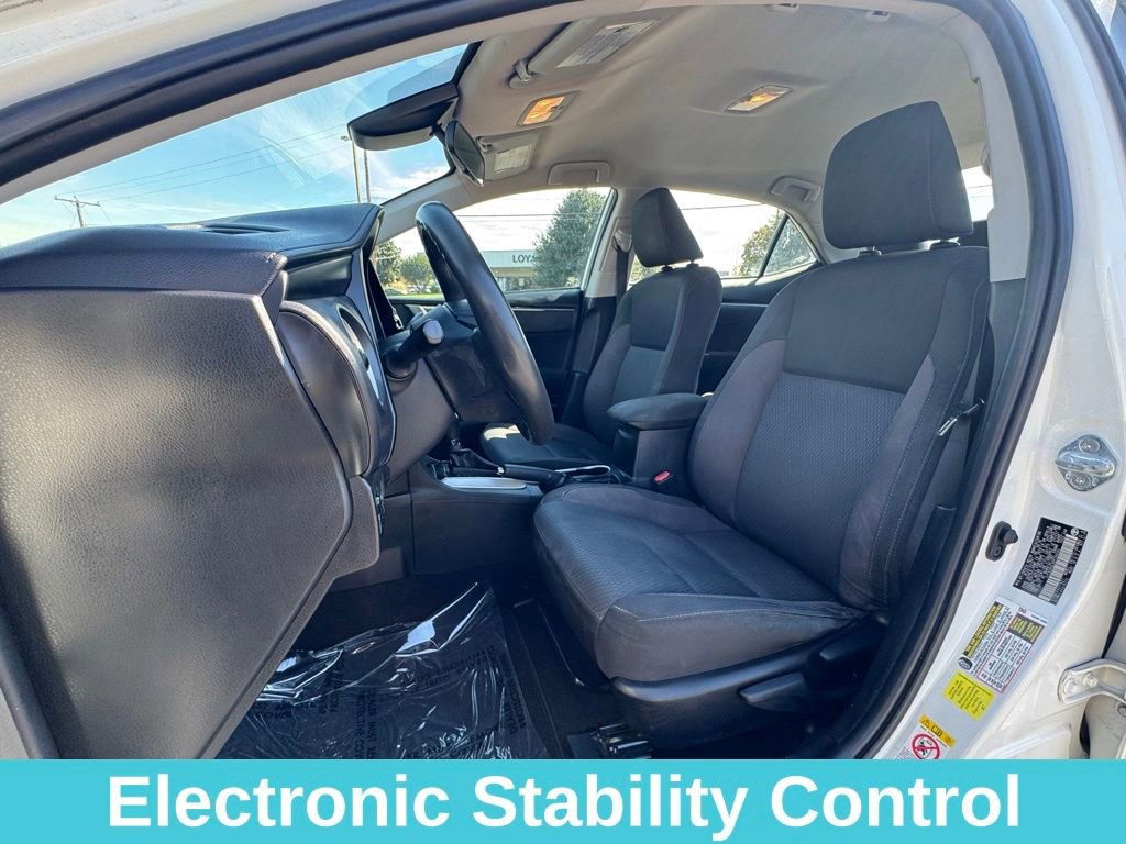 Used 2017 Toyota Corolla LE image 16