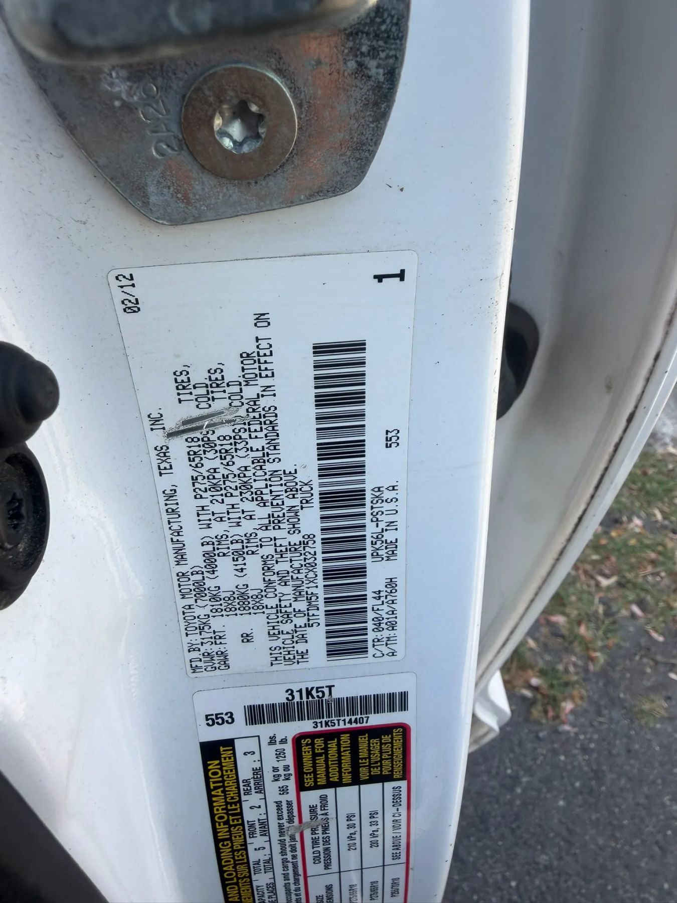 Used 2012 Toyota Tundra 4x4 CrewMax w/ Tow Pkg image 32