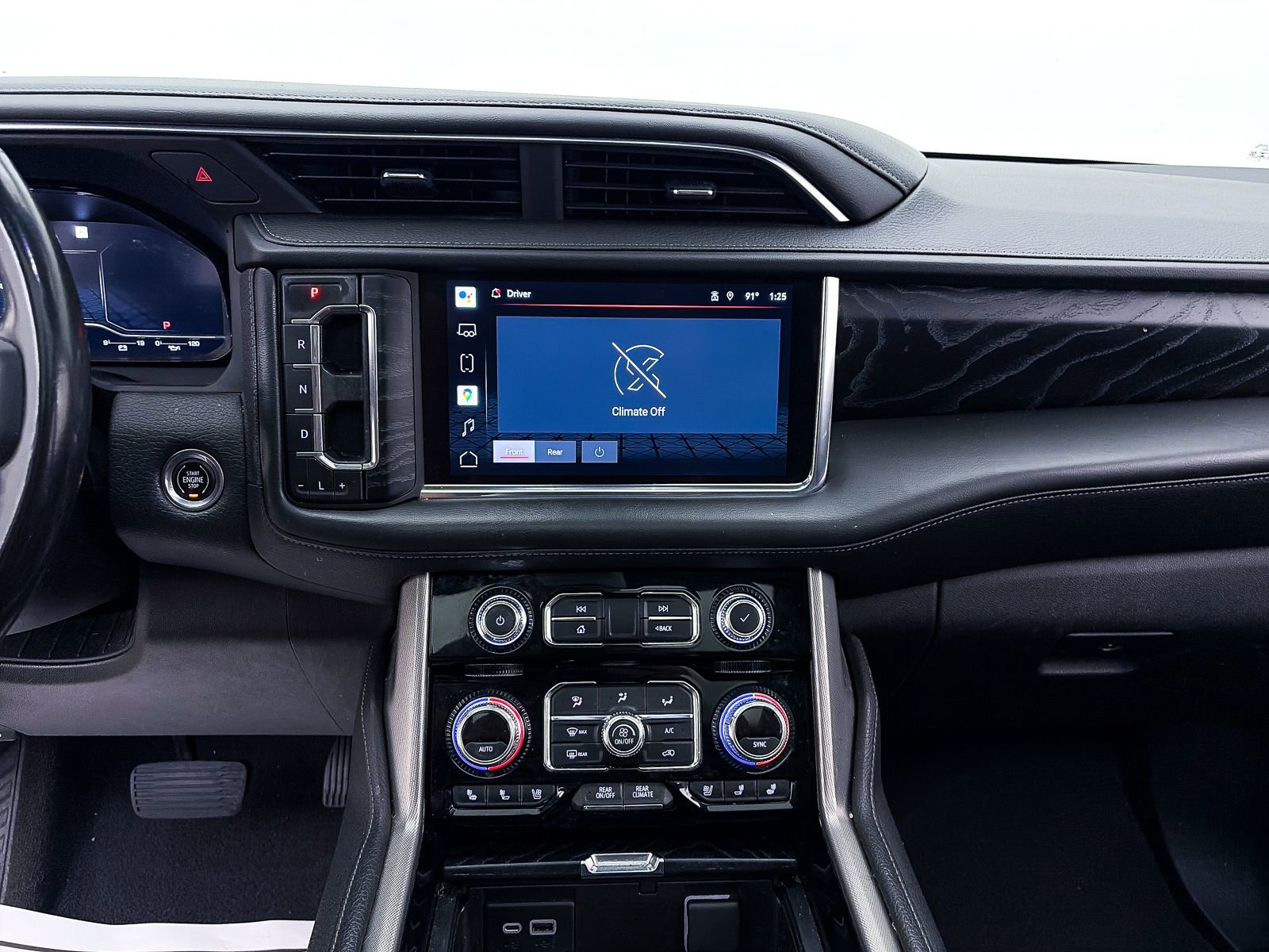 Used 2022 GMC Yukon XL Denali w/ Denali Ultimate Package image 10