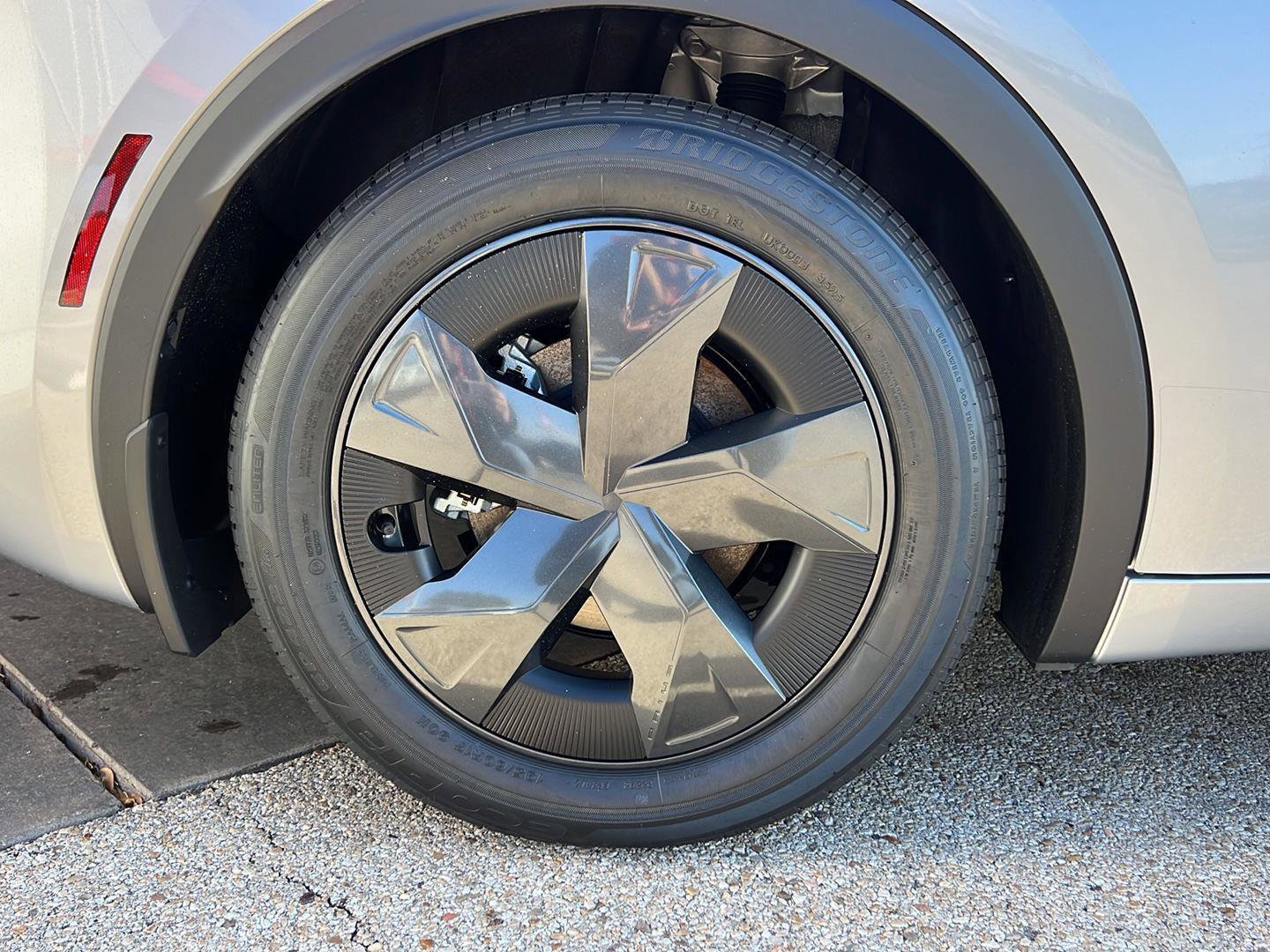 New 2026 Toyota Prius LE image 7