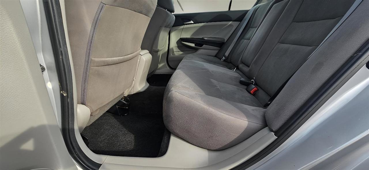 Used 2011 Honda Accord LX image 21