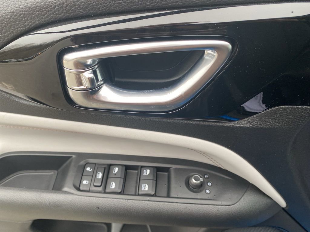 Used 2022 Jeep Compass Limited image 21