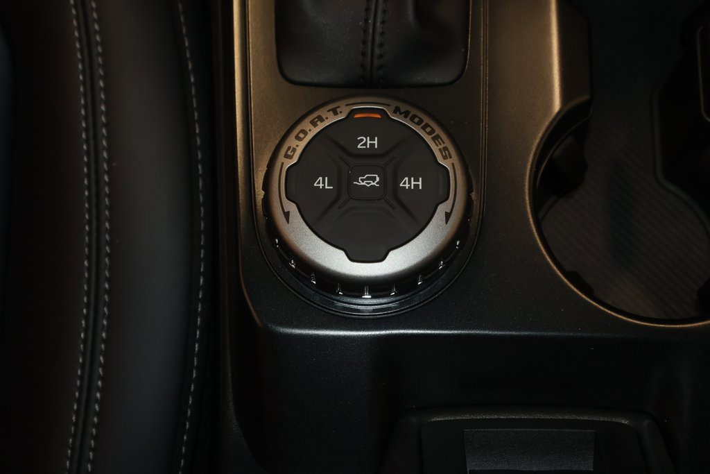 New 2025 Ford Bronco Outer Banks image 25