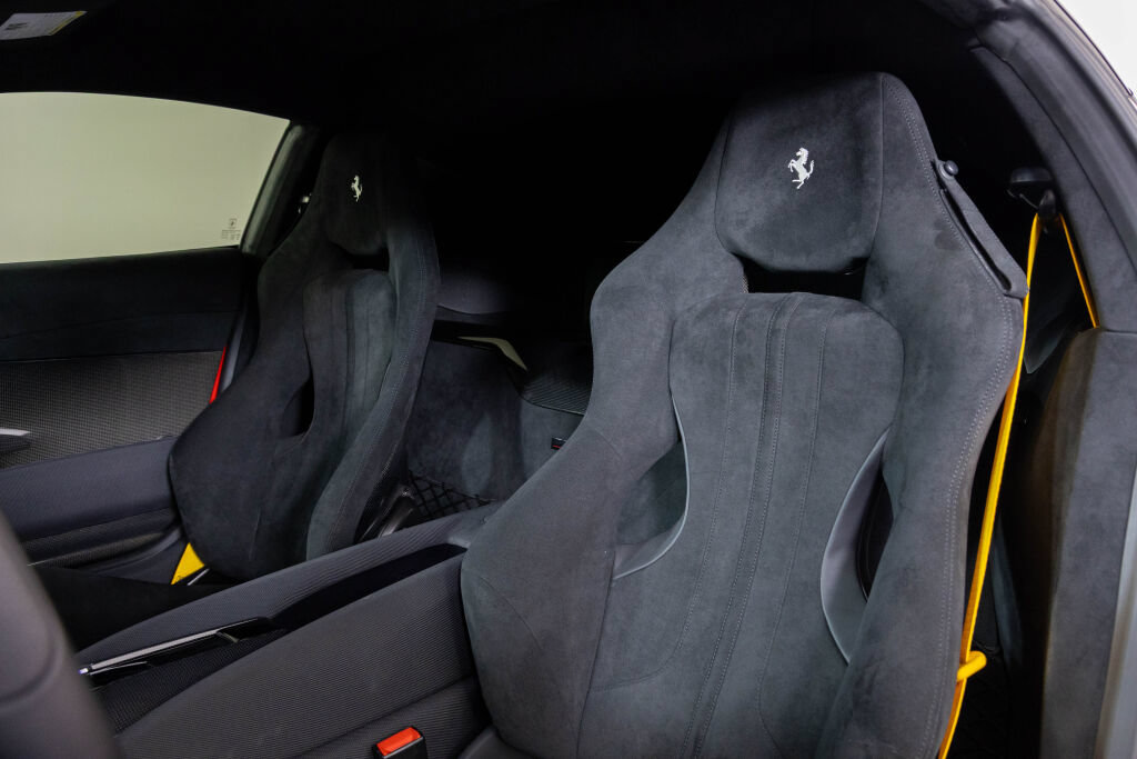 Used 2023 Ferrari 812 Competizione RWD image 40