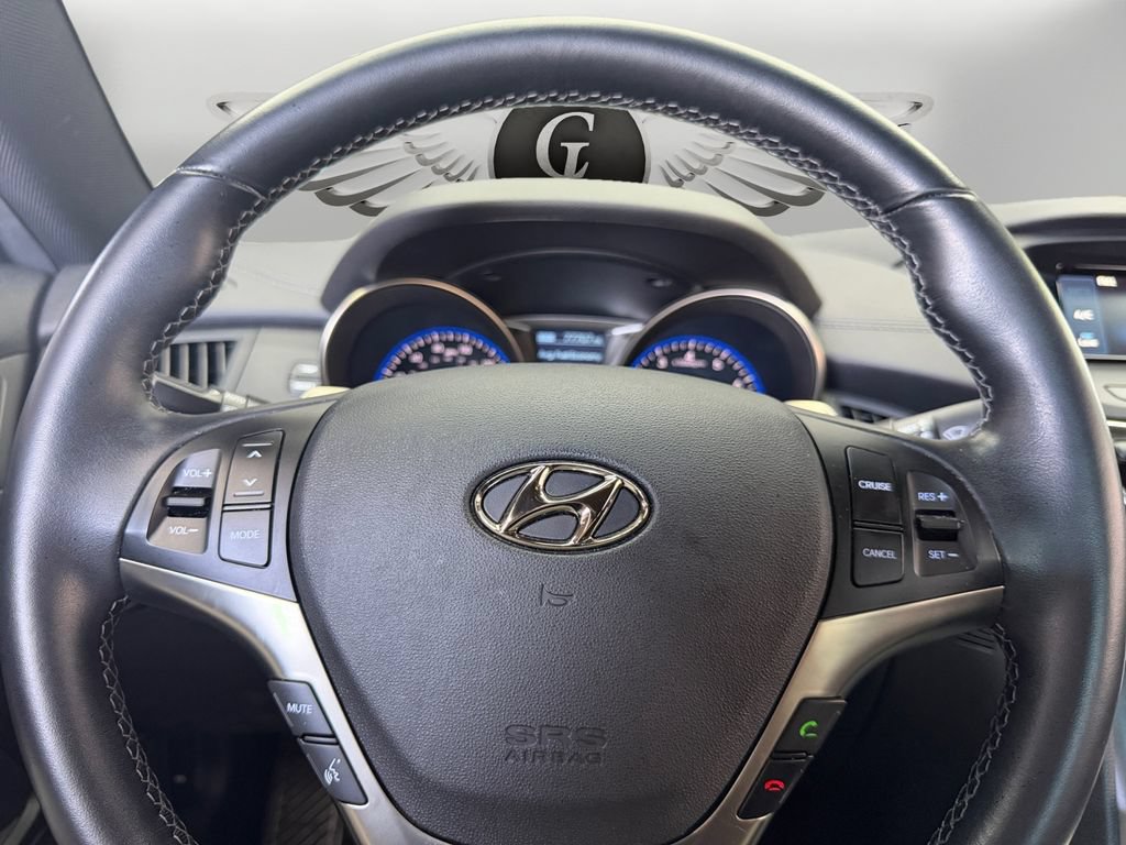 Used 2016 Hyundai Genesis 3.8 RWD image 19