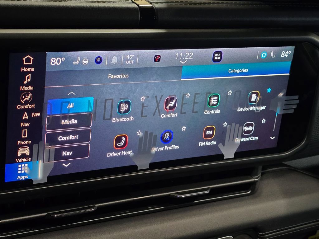 New 2025 Jeep Wrangler Unlimited Rubicon w/ Technology Group image 32