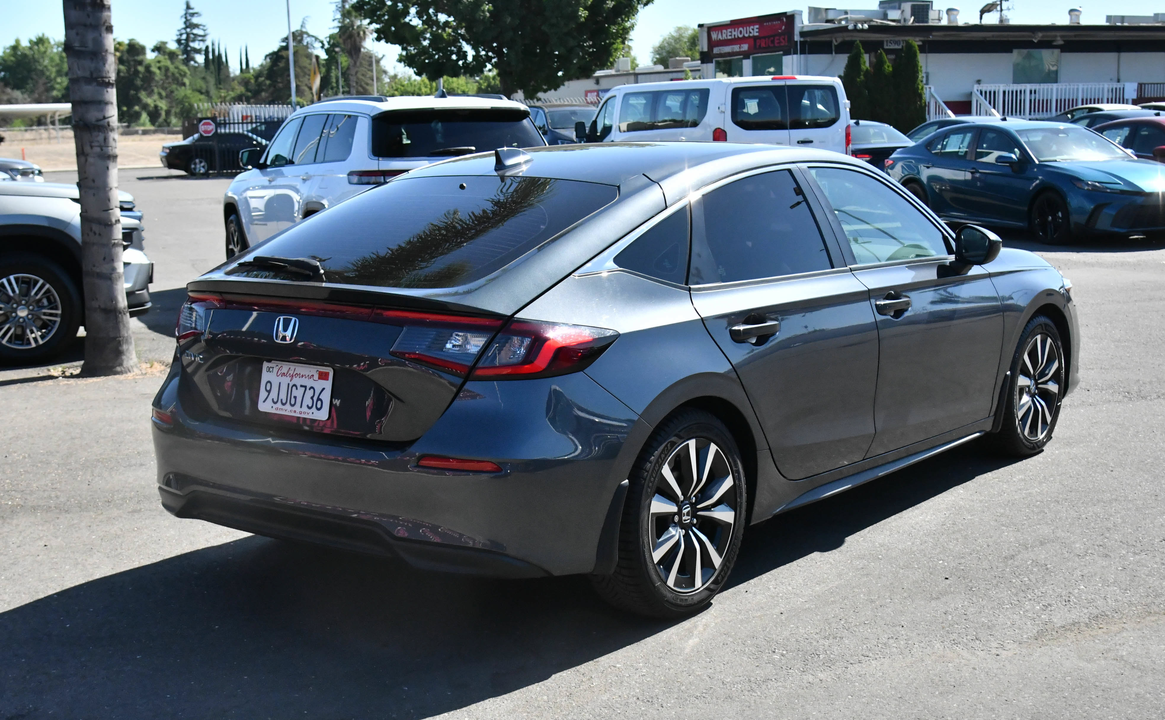 Used 2024 Honda Civic EX-L image 8