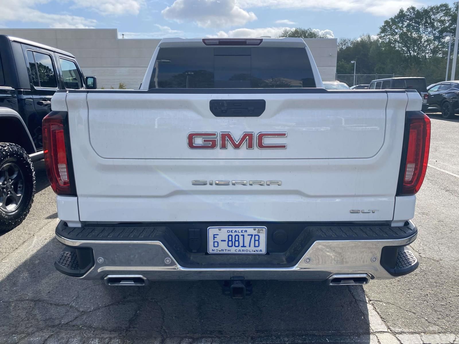 Used 2025 GMC Sierra 1500 SLT w/ SLT Premium Plus Package image 7