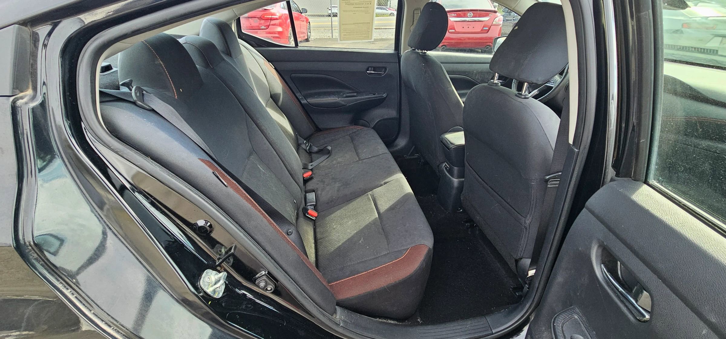 Used 2020 Nissan Versa SR image 12