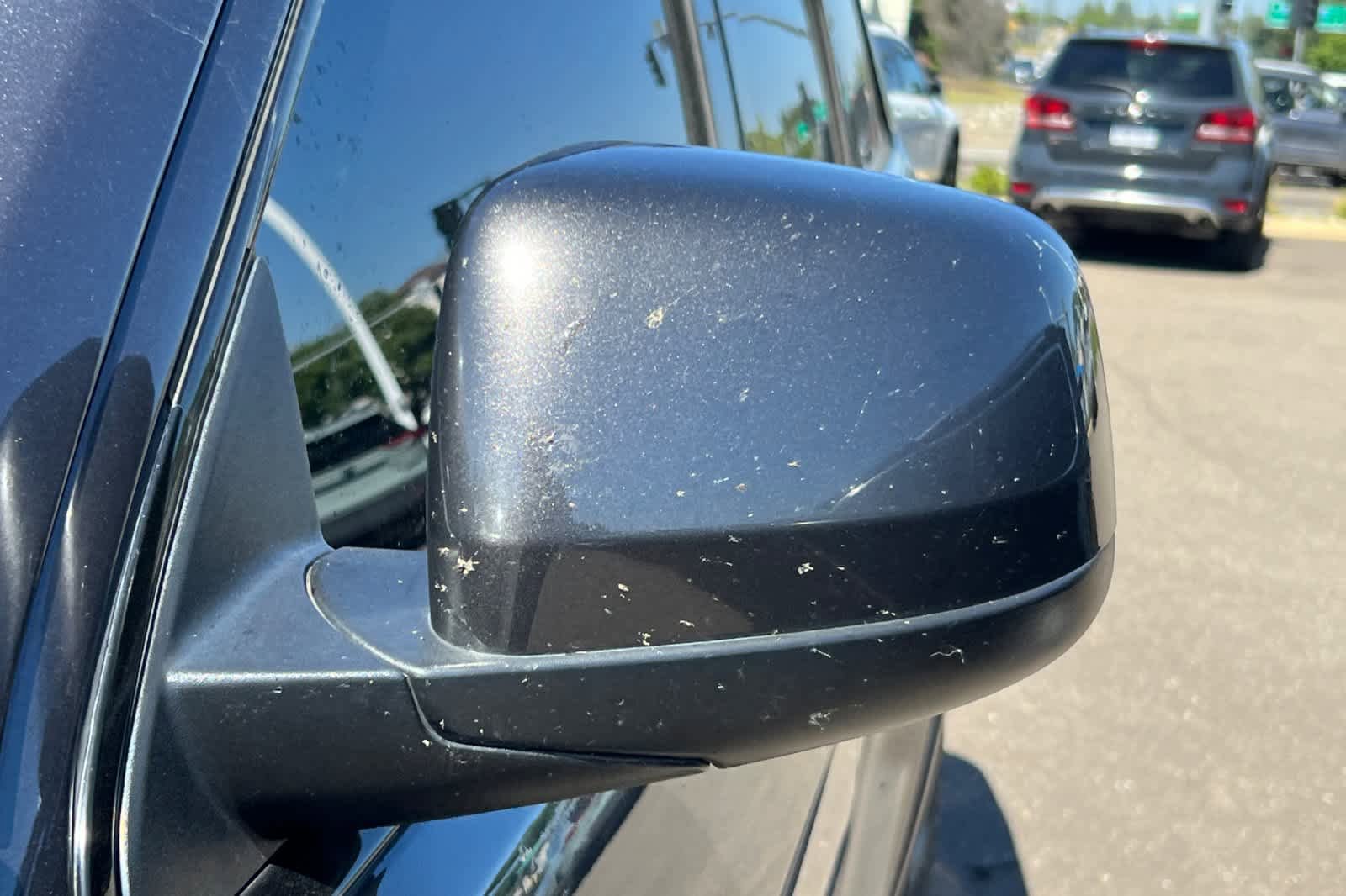Used 2019 Jeep Grand Cherokee Altitude AWD/4WD image 9