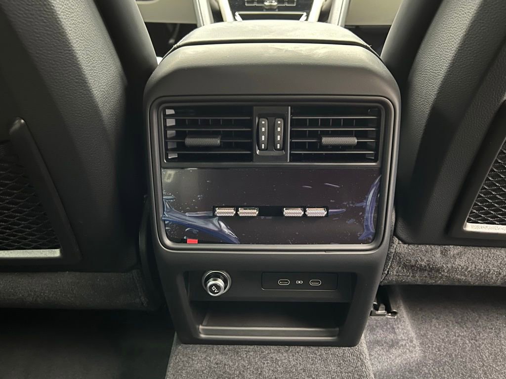 New 2026 Porsche Cayenne image 17