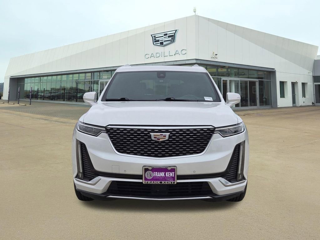 Used 2020 Cadillac XT6 Premium Luxury image 2